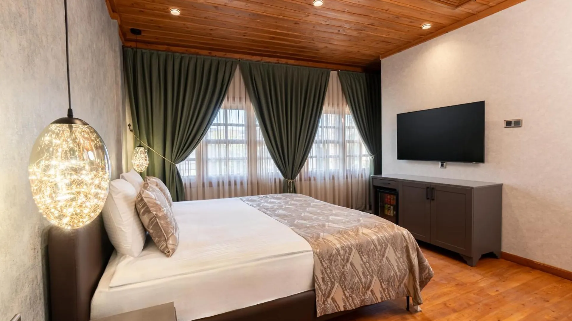 Dumos Hotell Antalya